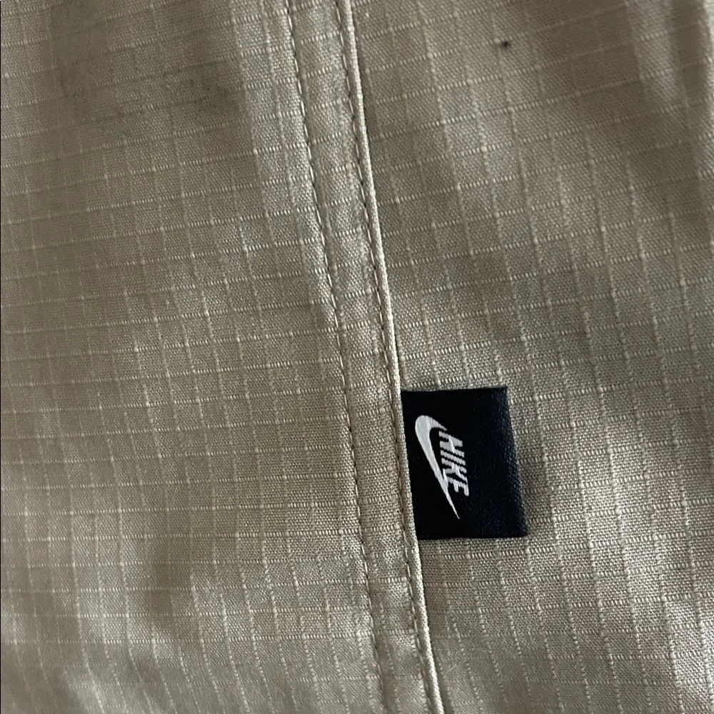 Nike Men's Tan Cargo Pants new no tags size M 32x32 men